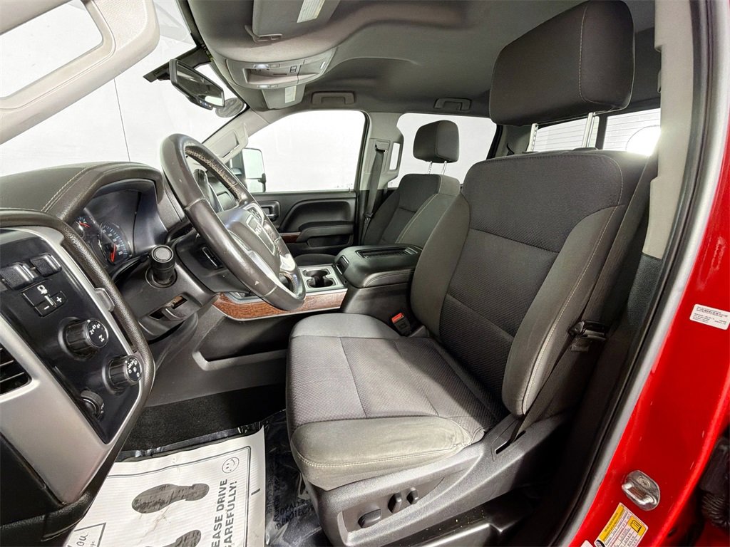 Used 2018 GMC Sierra 2500 SLE image 18