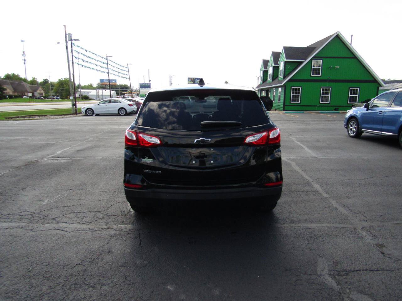 Used 2020 Chevrolet Equinox LS w/ LS Convenience Package FWD image 6