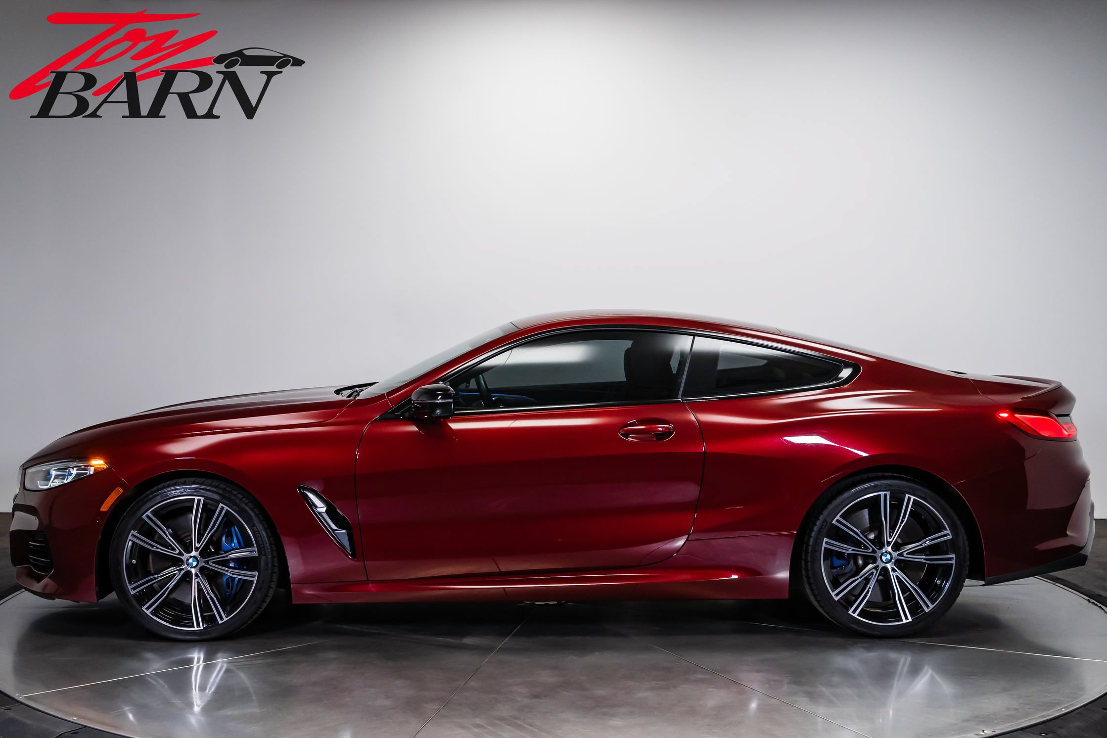 Used 2024 BMW M850i xDrive Coupe w/ Driving Assistance Package AWD/4WD image 2