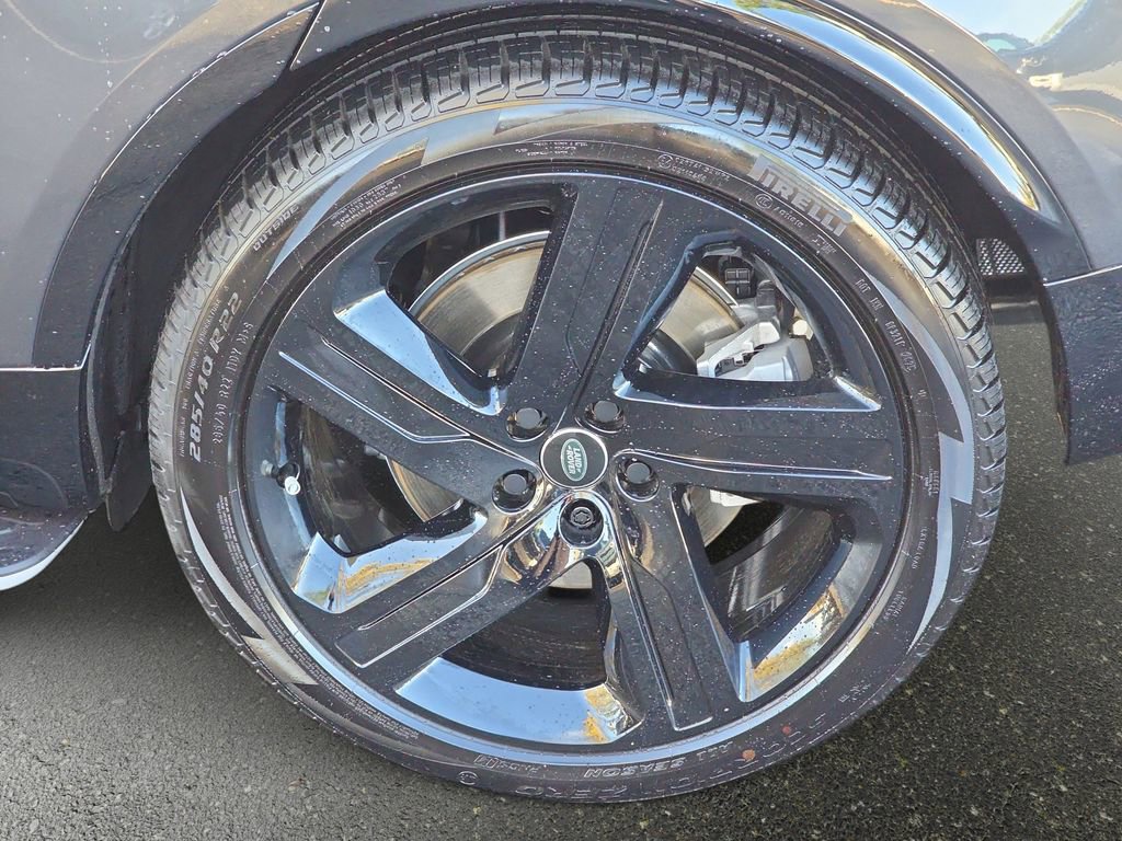 New 2026 Land Rover Discovery Limited Edition AWD/4WD image 34