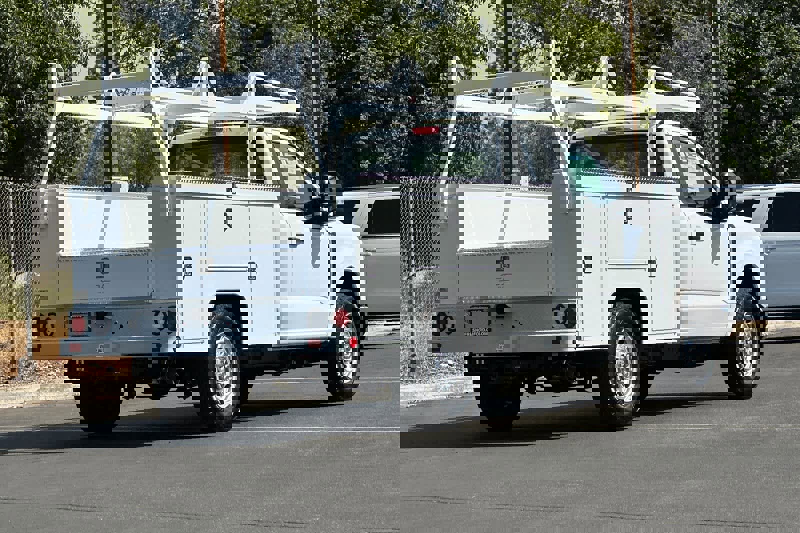 New 2026 Ford F250 XL w/ XL Chrome Package image 2