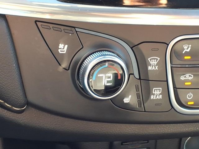 Used 2022 Chevrolet Traverse Premier w/ Redline Edition image 18