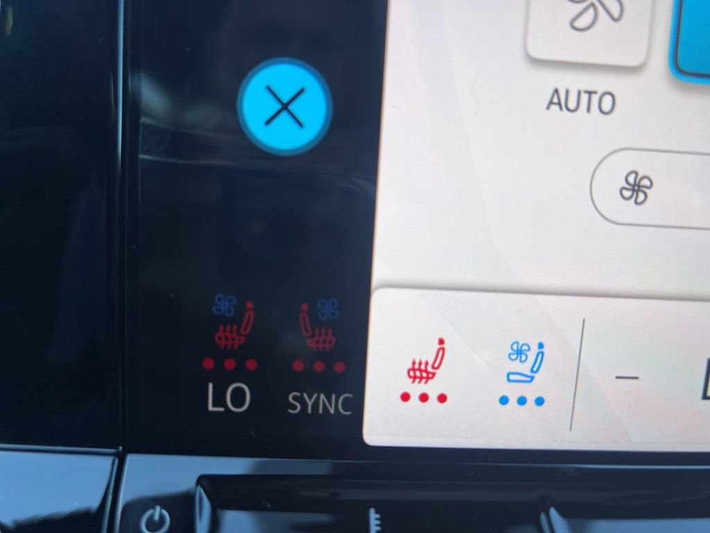 New 2026 Volkswagen Atlas Cross Sport SEL Premium R-Line image 27