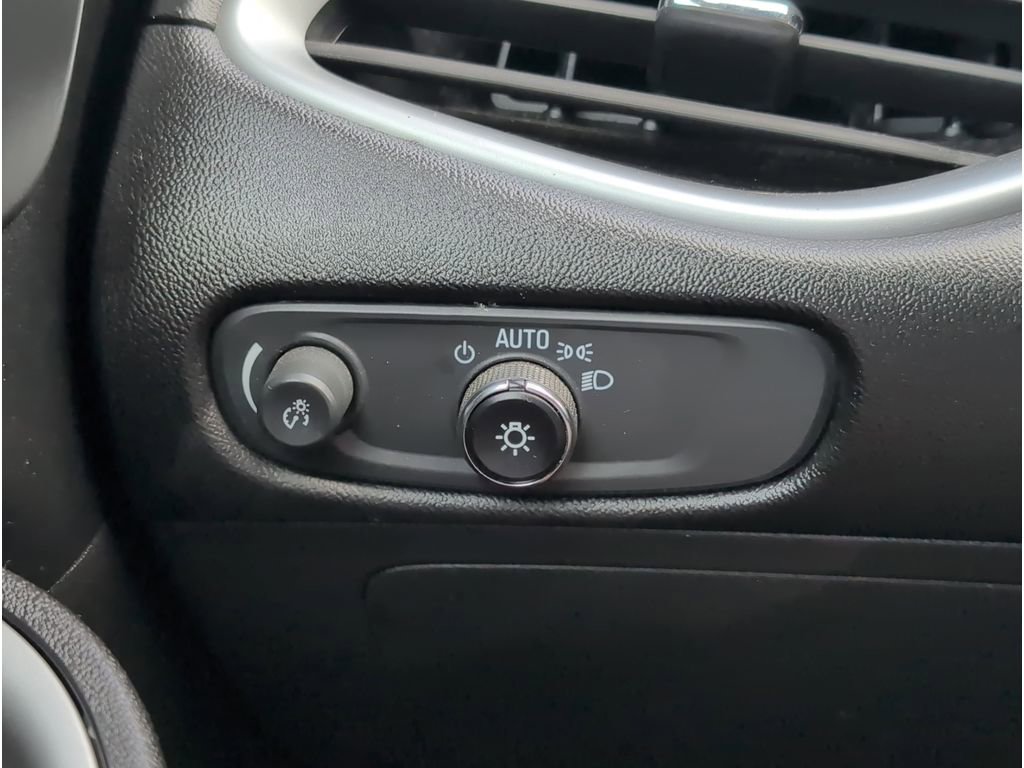 Used 2024 Chevrolet Malibu LT image 27