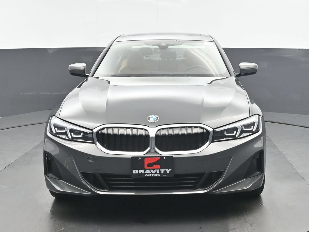 Used 2023 BMW 330i xDrive Sedan w/ Premium Package AWD/4WD image 8