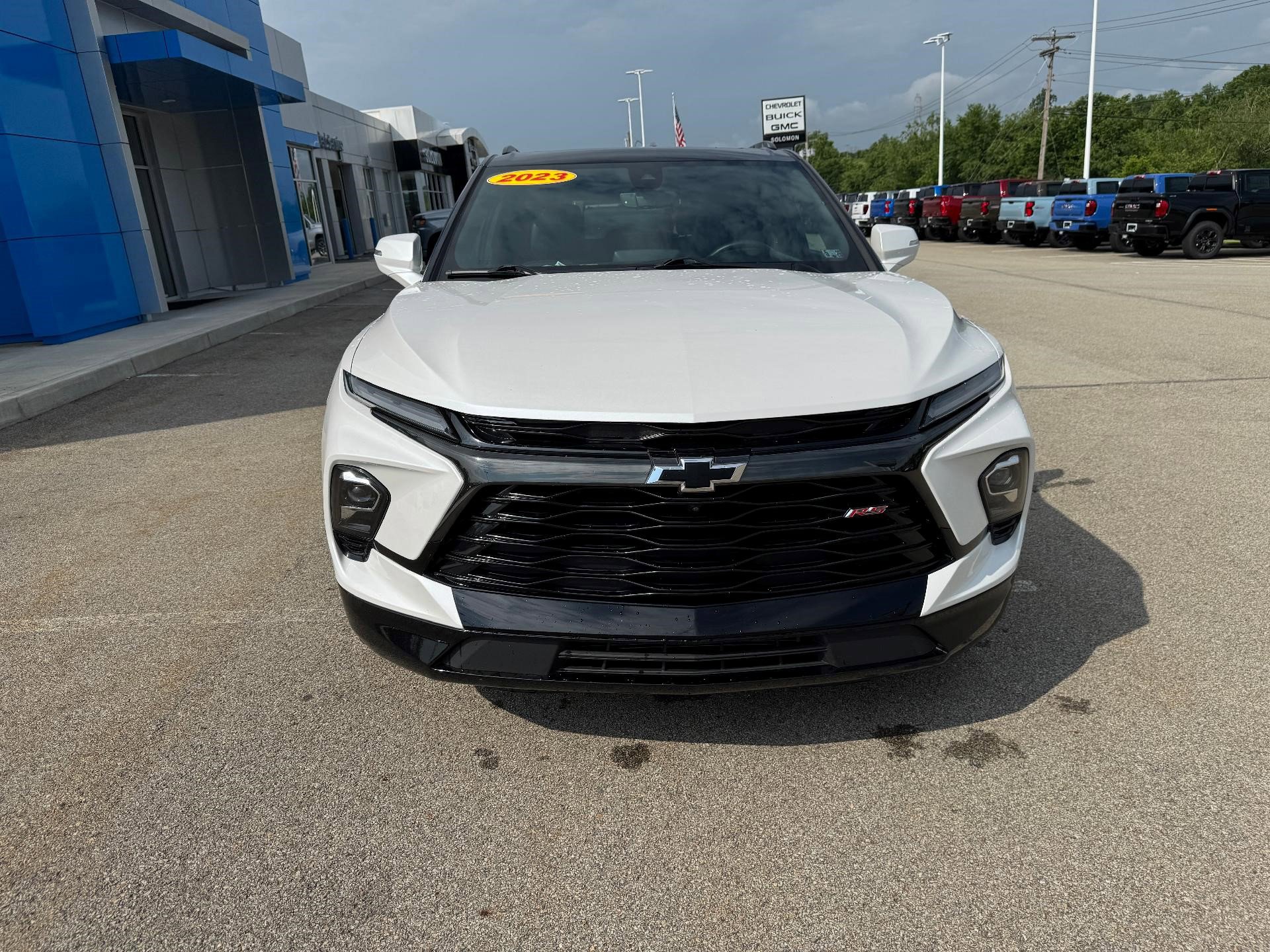 Certified 2023 Chevrolet Blazer RS w/ Driver Confidence II Package image 10