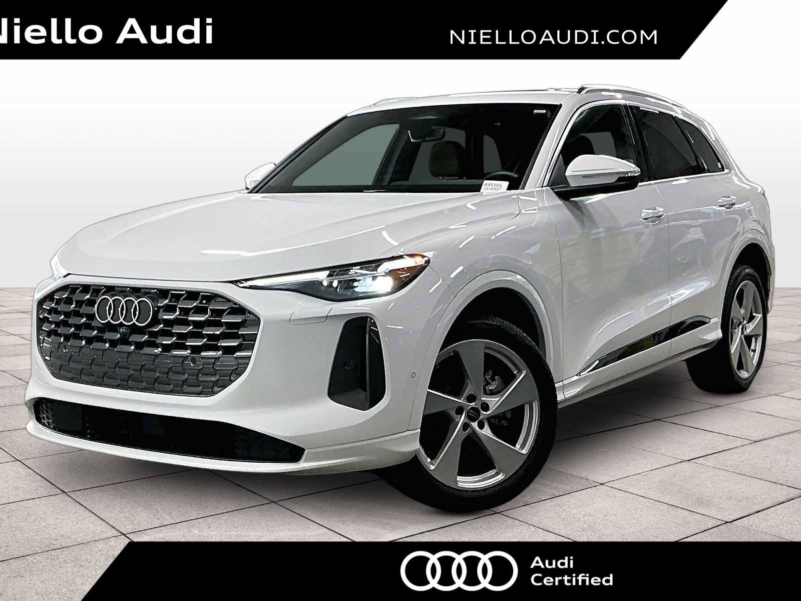 Certified 2025 Audi Q5 Premium Plus w/ Premium Plus video 1