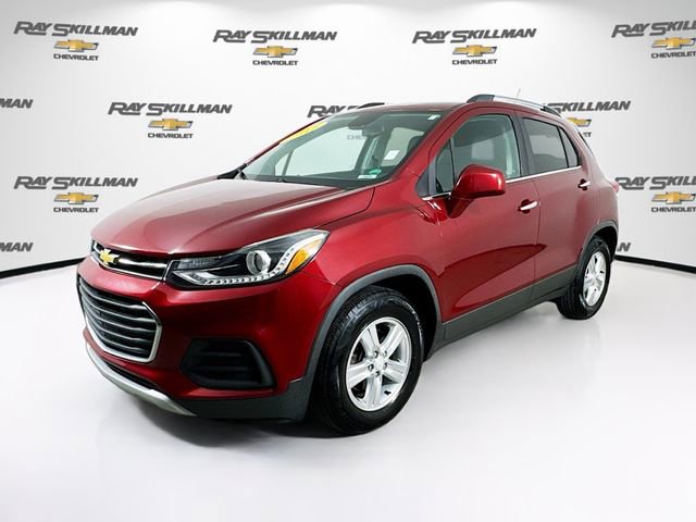 Used 2018 Chevrolet Trax LT w/ Driver Confidence Package image 3