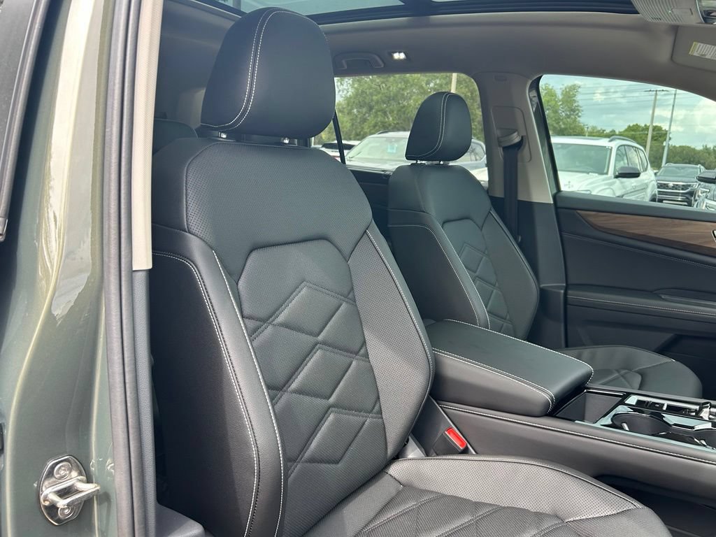 New 2026 Volkswagen Atlas SE FWD image 30