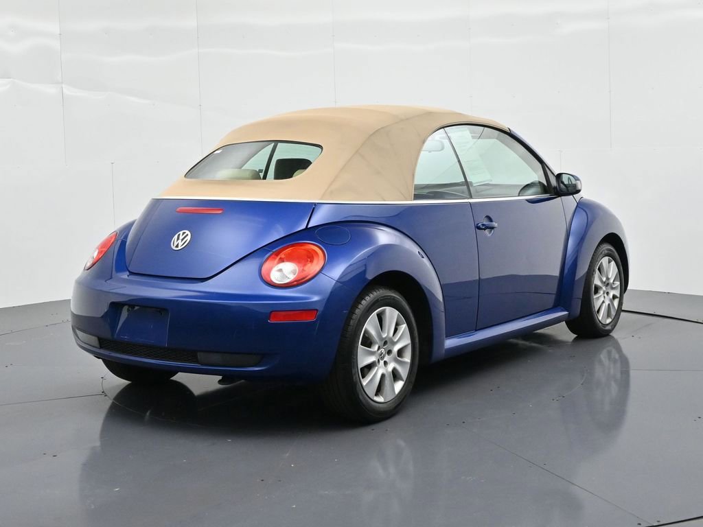 Used 2008 Volkswagen Beetle S FWD image 6