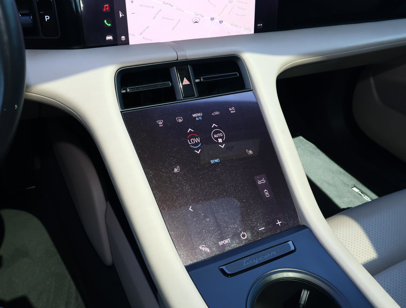 New 2025 Cadillac XT6 Luxury FWD image 26