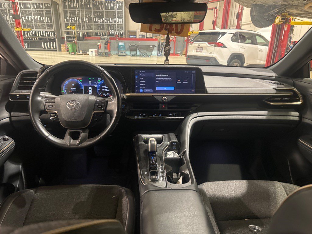 Certified 2023 Toyota Crown AWD/4WD image 41