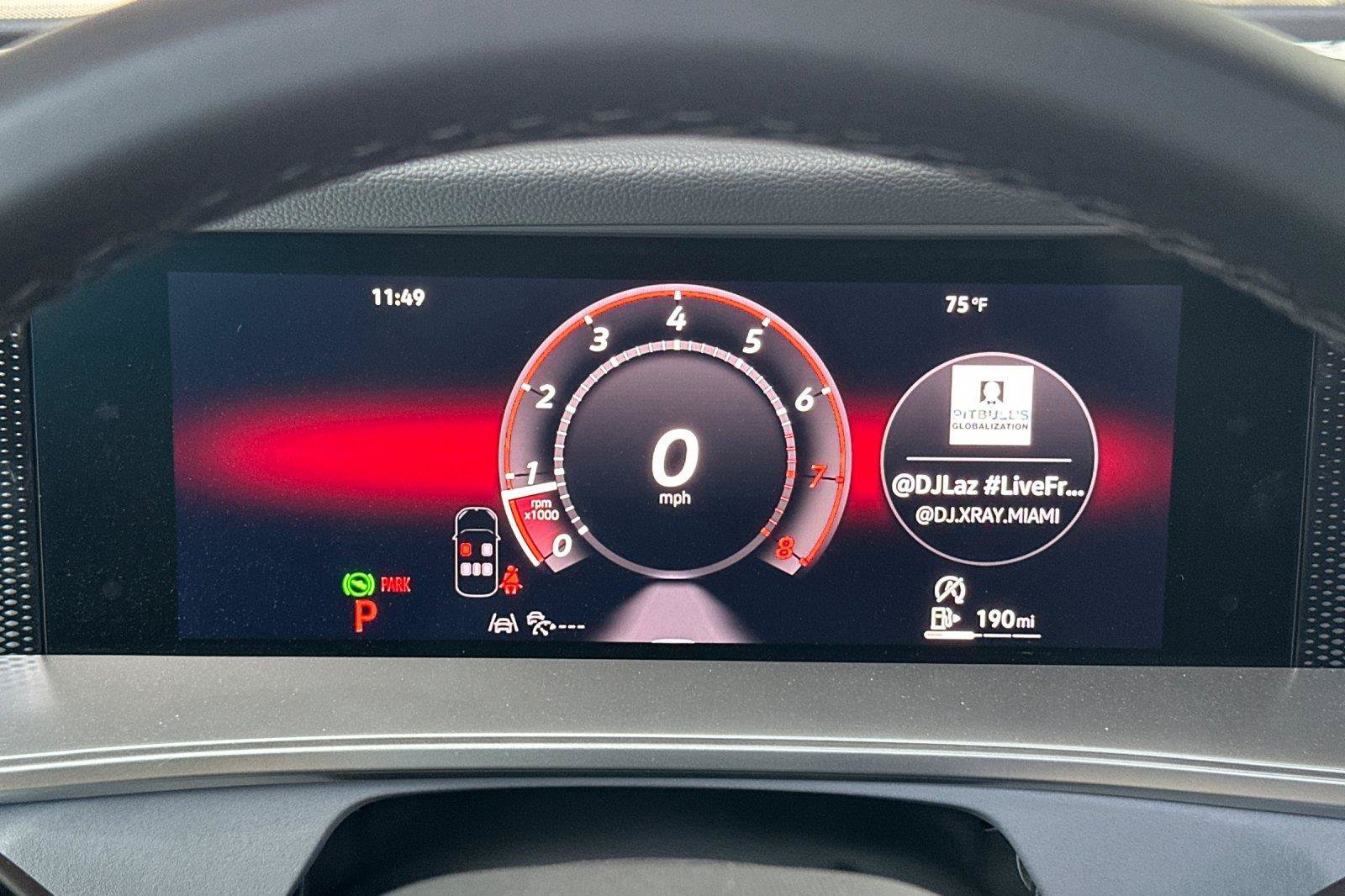 New 2026 Volkswagen Tiguan SE R-Line FWD image 23