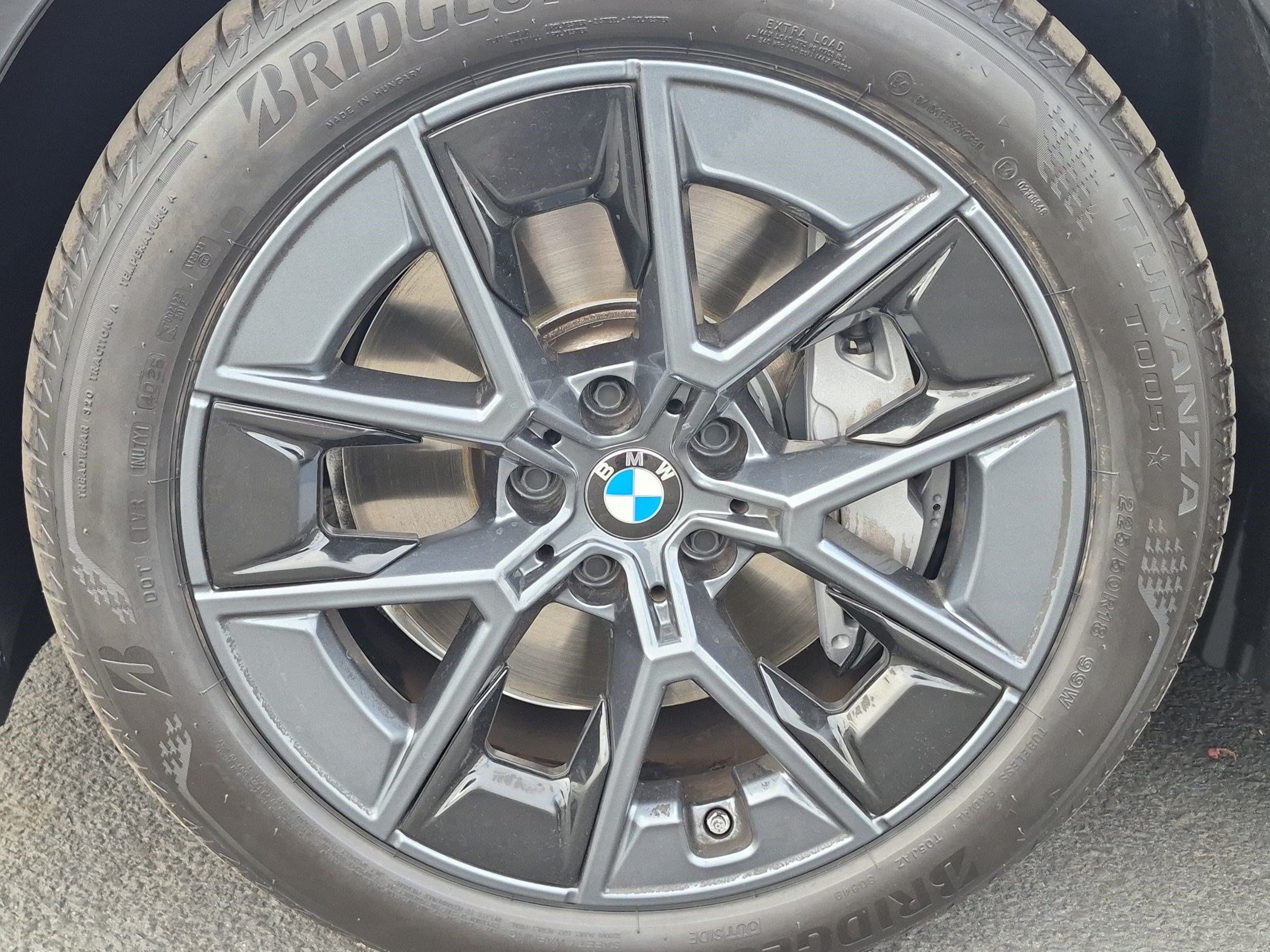 Certified 2025 BMW i4 eDrive40 w/ Parking Assistance Package RWD image 13