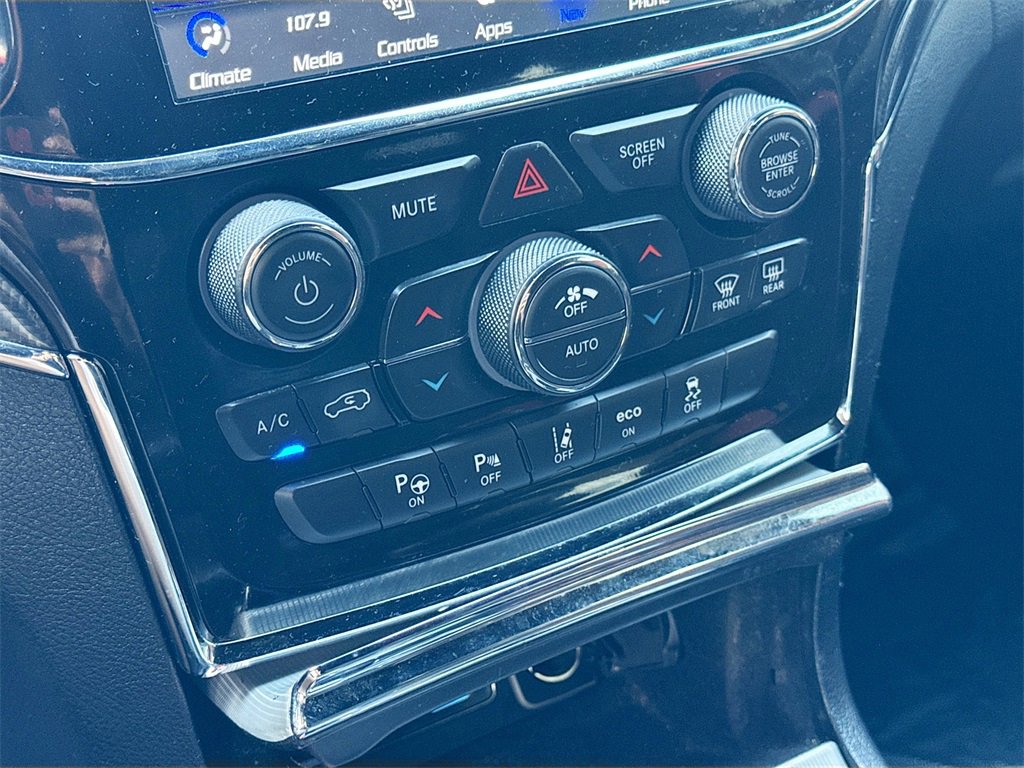 Used 2021 Jeep Grand Cherokee SRT w/ Trailer Tow Group IV image 16