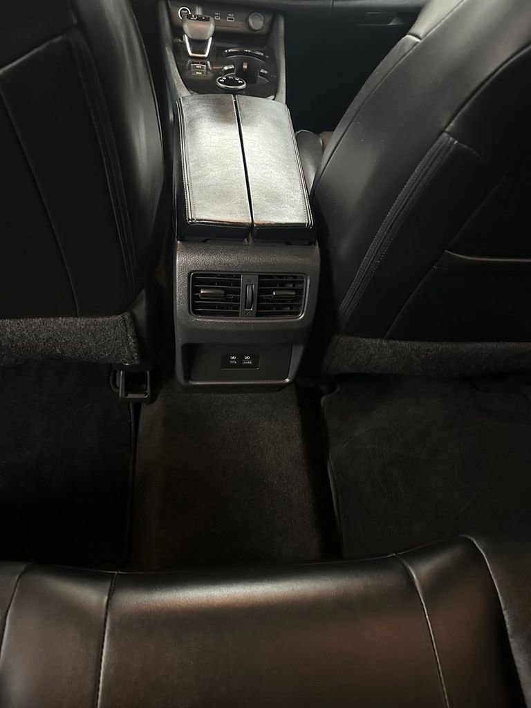 Used 2023 Nissan Rogue SV w/ SV Premium Package image 23