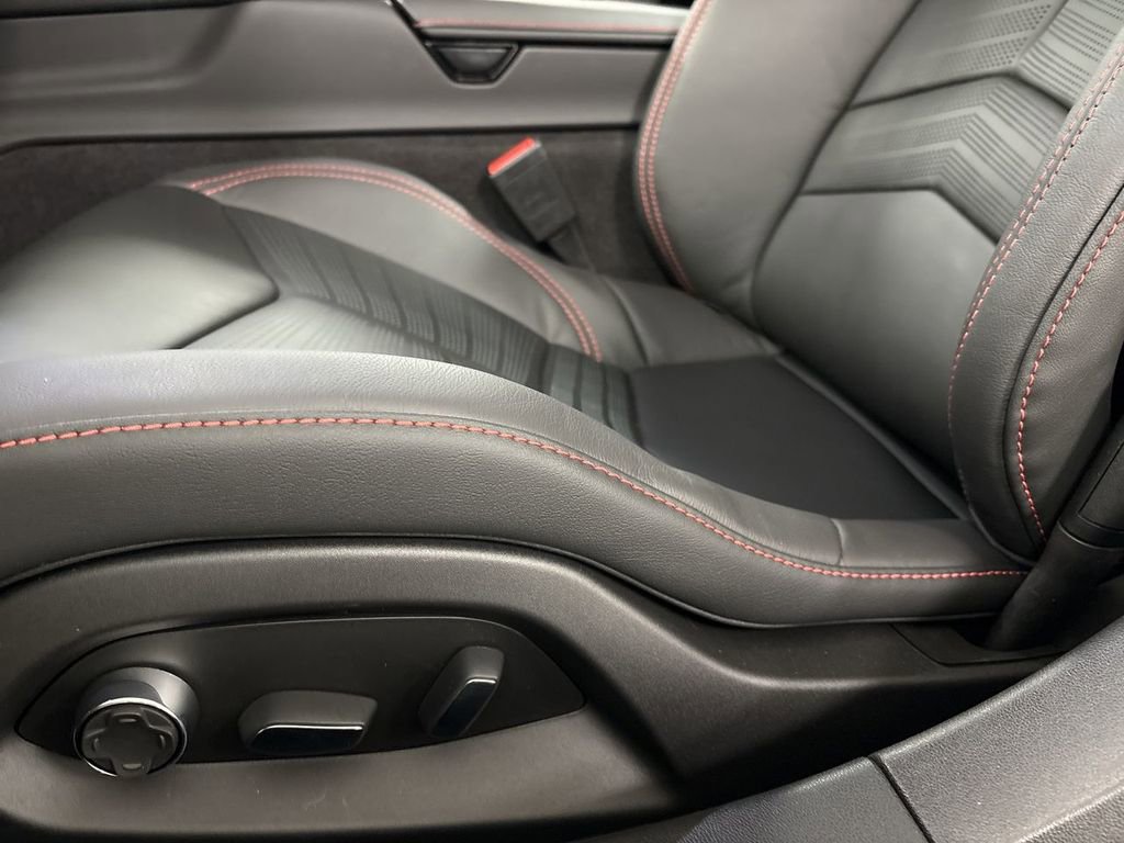 New 2026 Chevrolet Corvette Stingray Preferred Conv w/ 2LT image 12