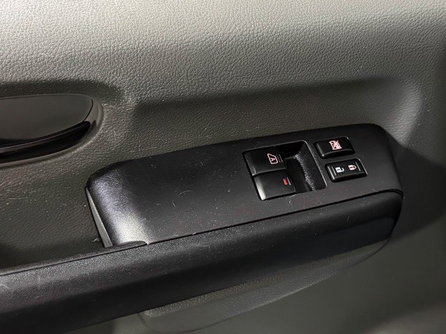 Used 2020 Nissan NV 2500 SV image 28