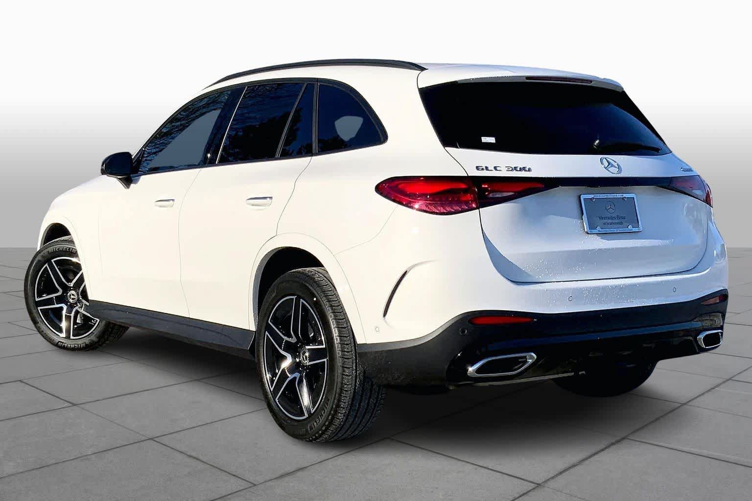 Used 2026 Mercedes-Benz GLC 300 4MATIC image 16