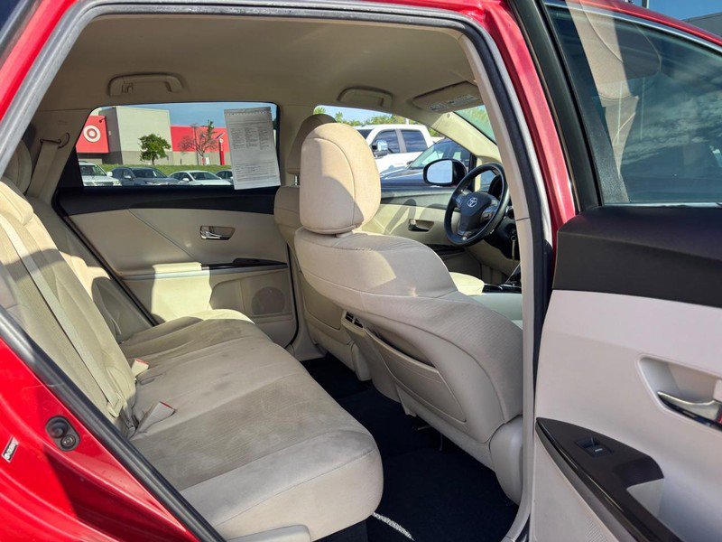 Used 2010 Toyota Venza AWD image 10