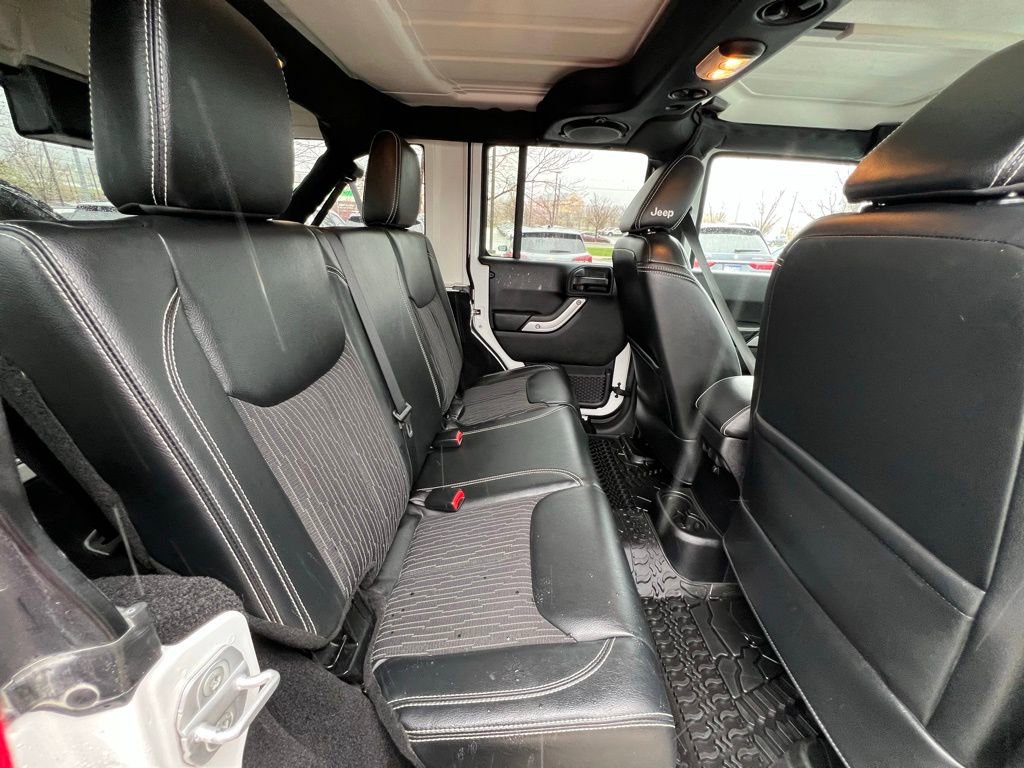 Used 2013 Jeep Wrangler Unlimited Sport image 21