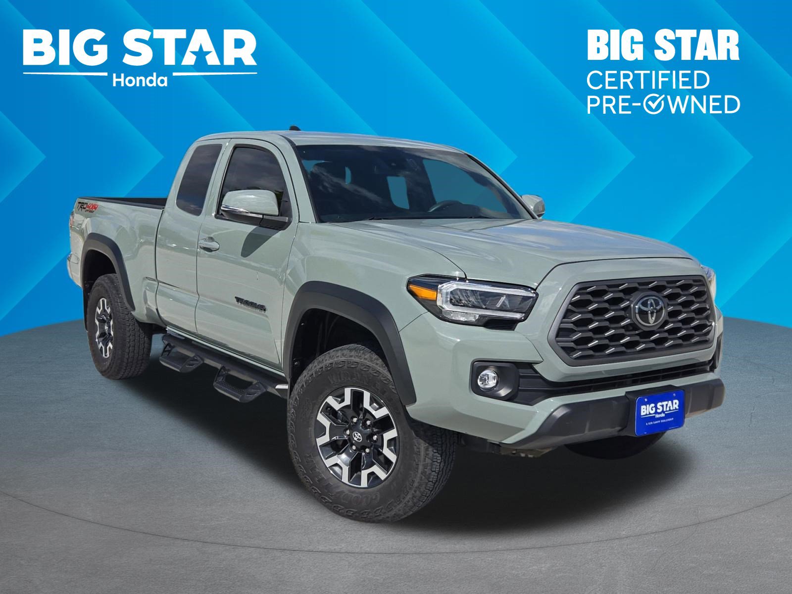 Used 2023 Toyota Tacoma TRD Off-Road AWD/4WD image 1