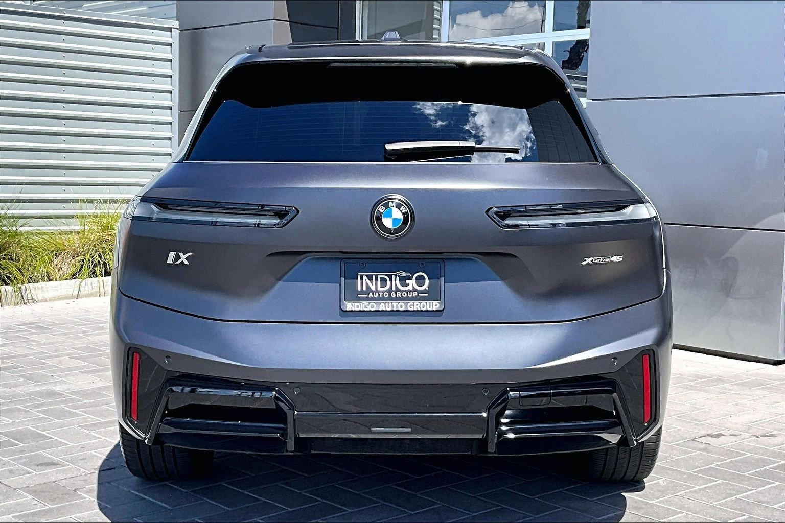Used 2026 BMW iX xDrive45 w/ M Sport Package image 4