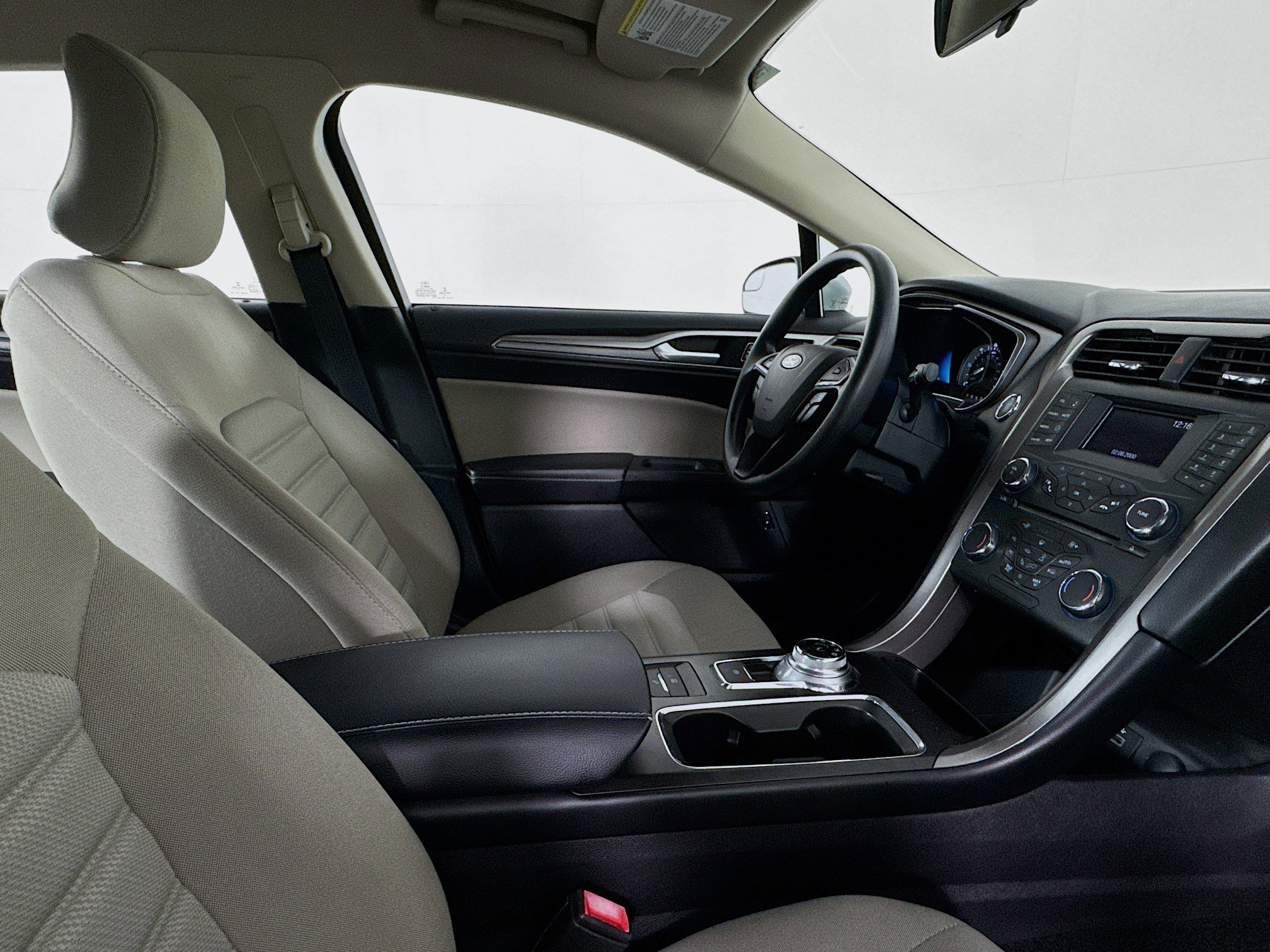 Used 2018 Ford Fusion S image 28