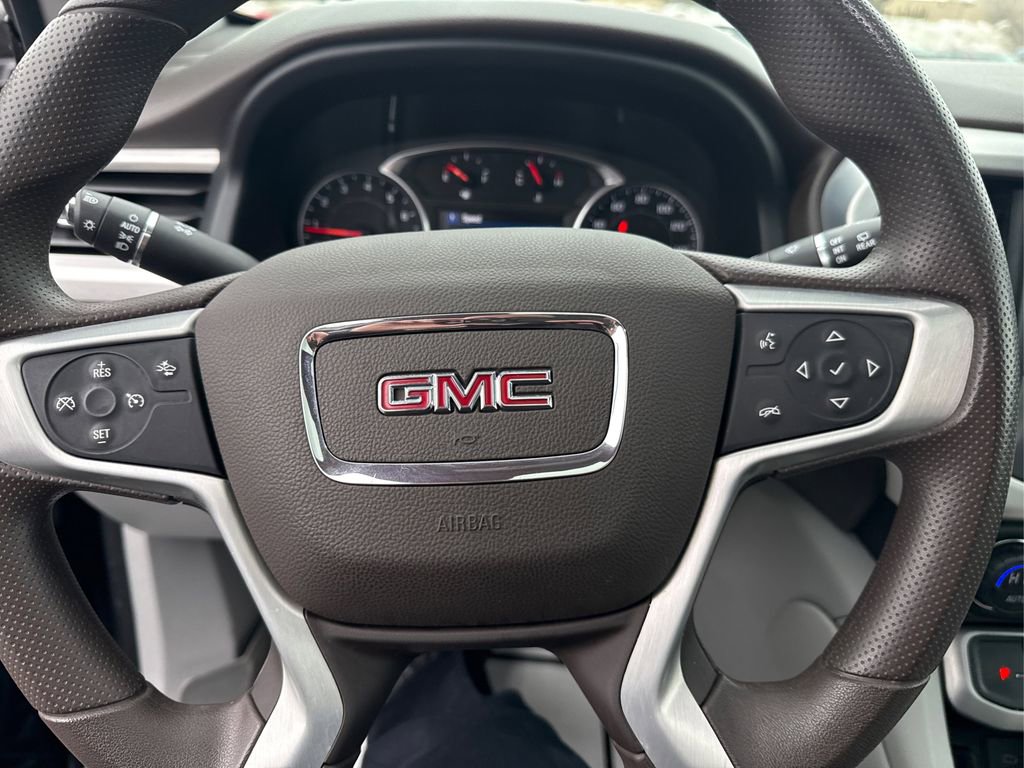 Used 2021 GMC Acadia SLE w/ Driver Convenience Package image 14