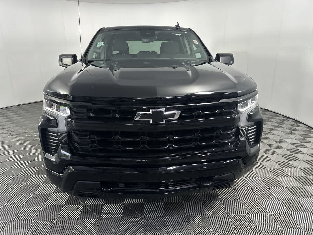 Used 2026 Chevrolet Silverado 1500 RST AWD/4WD image 3