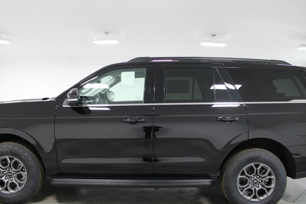 New 2026 Ford Expedition Active image 5