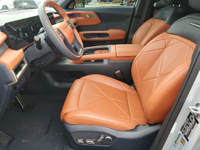 Used 2027 Kia Telluride SX w/ Towing Package FWD image 24