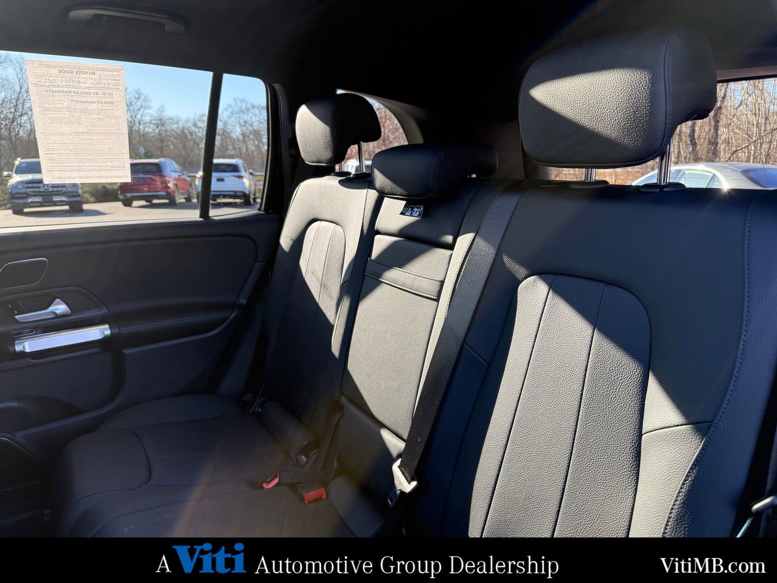 Certified 2024 Mercedes-Benz GLB 250 4MATIC image 22