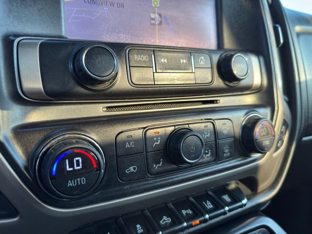 Used 2015 GMC Sierra 3500 Denali w/ Duramax Plus Package image 33