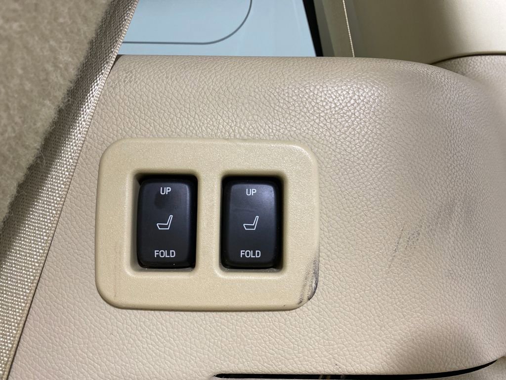 Used 2015 Lincoln Navigator 2WD w/ Equipment Group 101A Reserve image 32