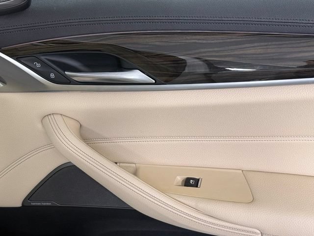 Used 2018 BMW 540i RWD image 31