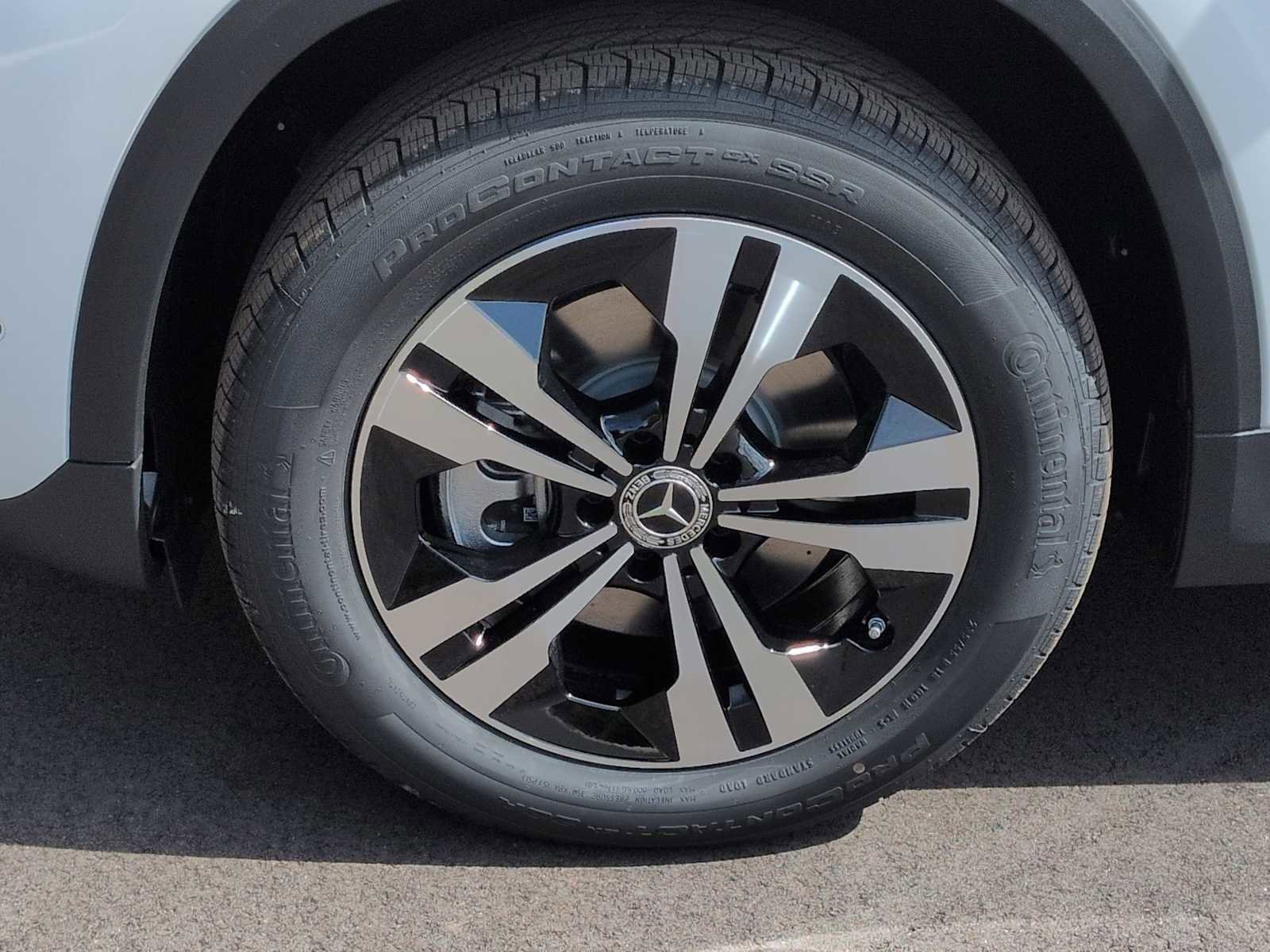 Used 2026 Mercedes-Benz GLA 250 4MATIC image 14