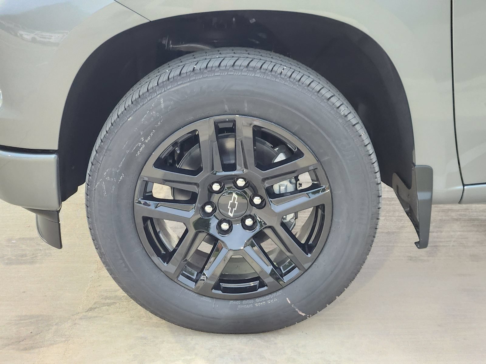 New 2026 Chevrolet Silverado 1500 Custom w/ LPO, Dark Essentials Package RWD image 11
