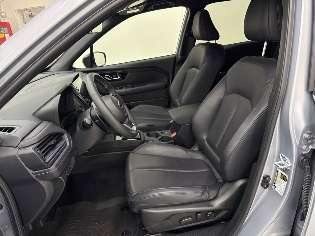 Certified 2025 Subaru Forester Limited image 13