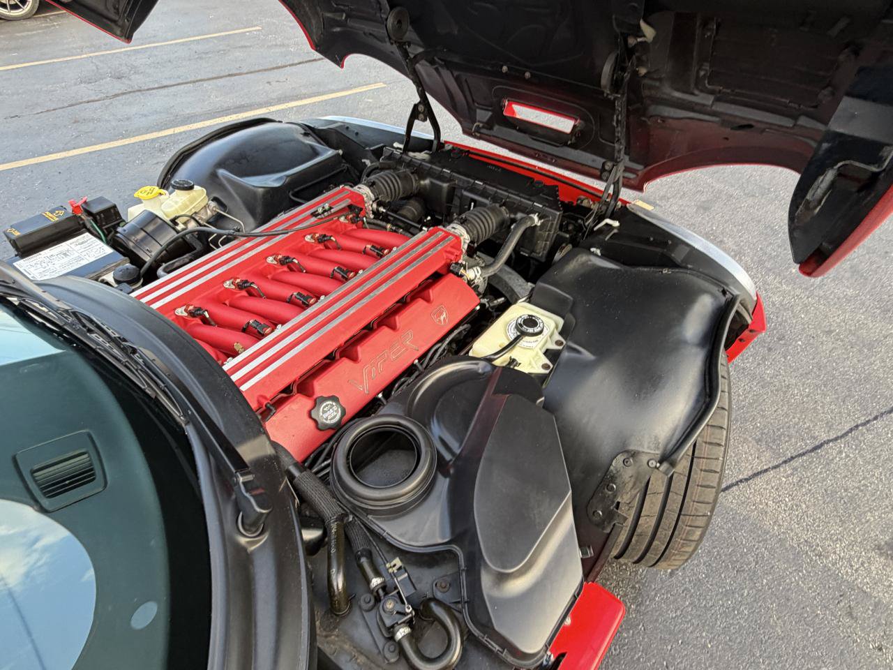 Used 2000 Dodge Viper RT/10 RWD image 32