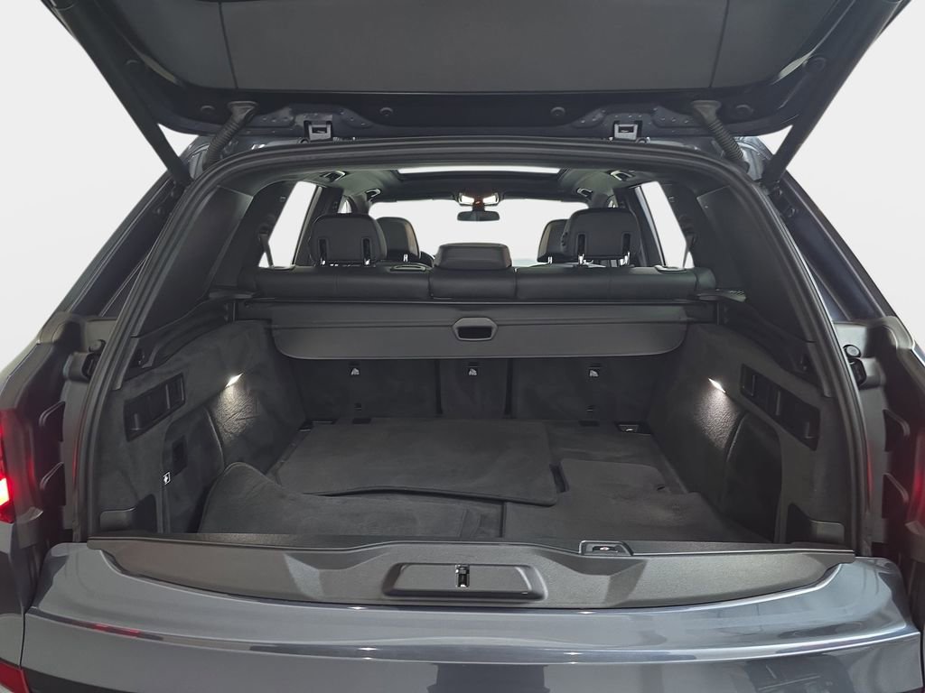 Used 2020 BMW X5 M50i AWD/4WD image 14