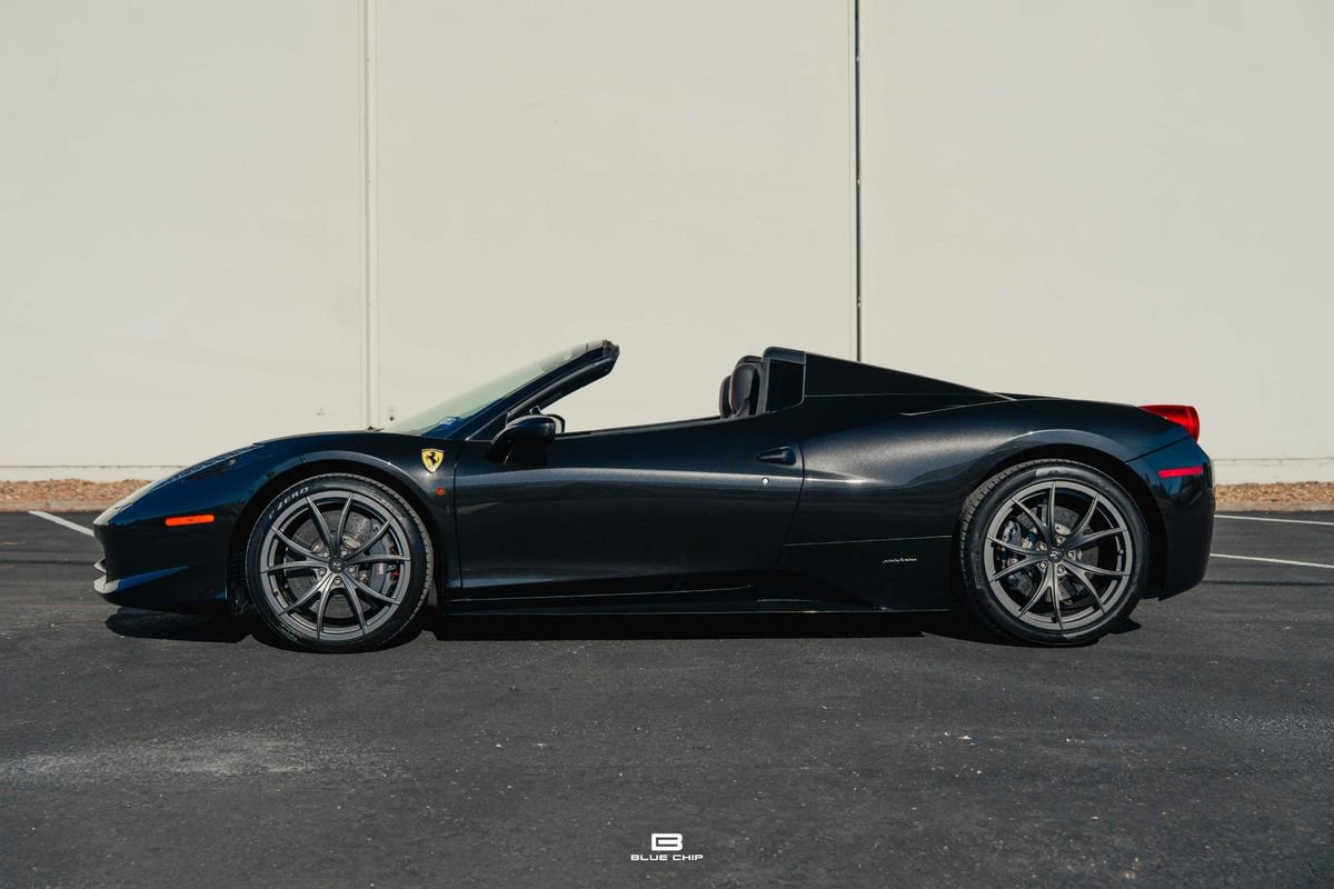 Used 2014 Ferrari 458 Spider image 36