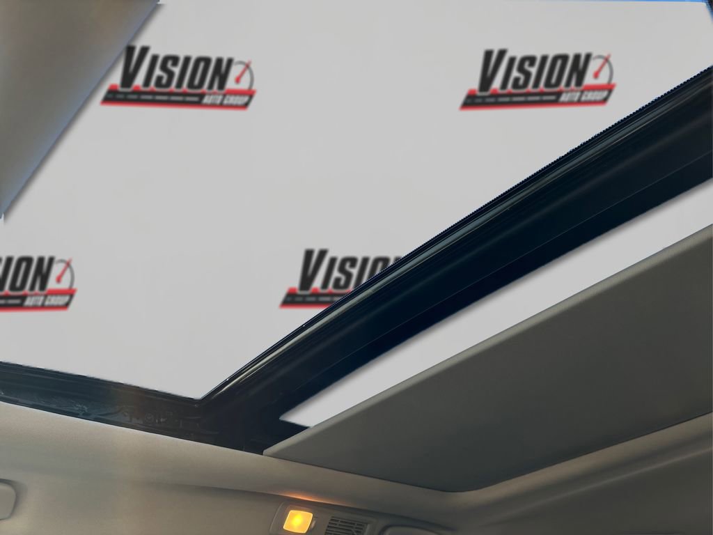 Used 2024 Nissan Pathfinder Platinum w/ Cargo Package image 22