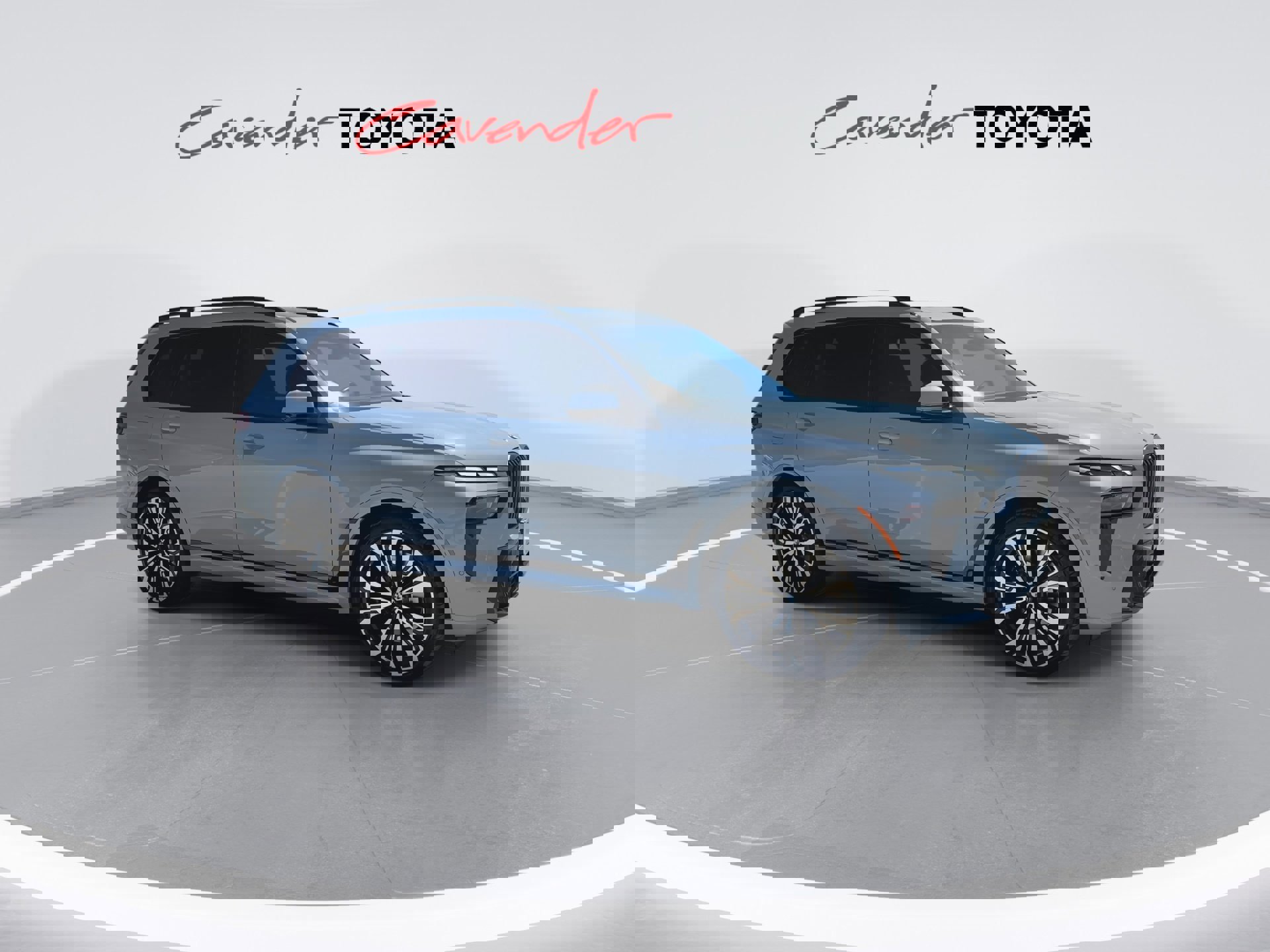 Used 2023 BMW X7 xDrive40i w/ Executive Package image 2