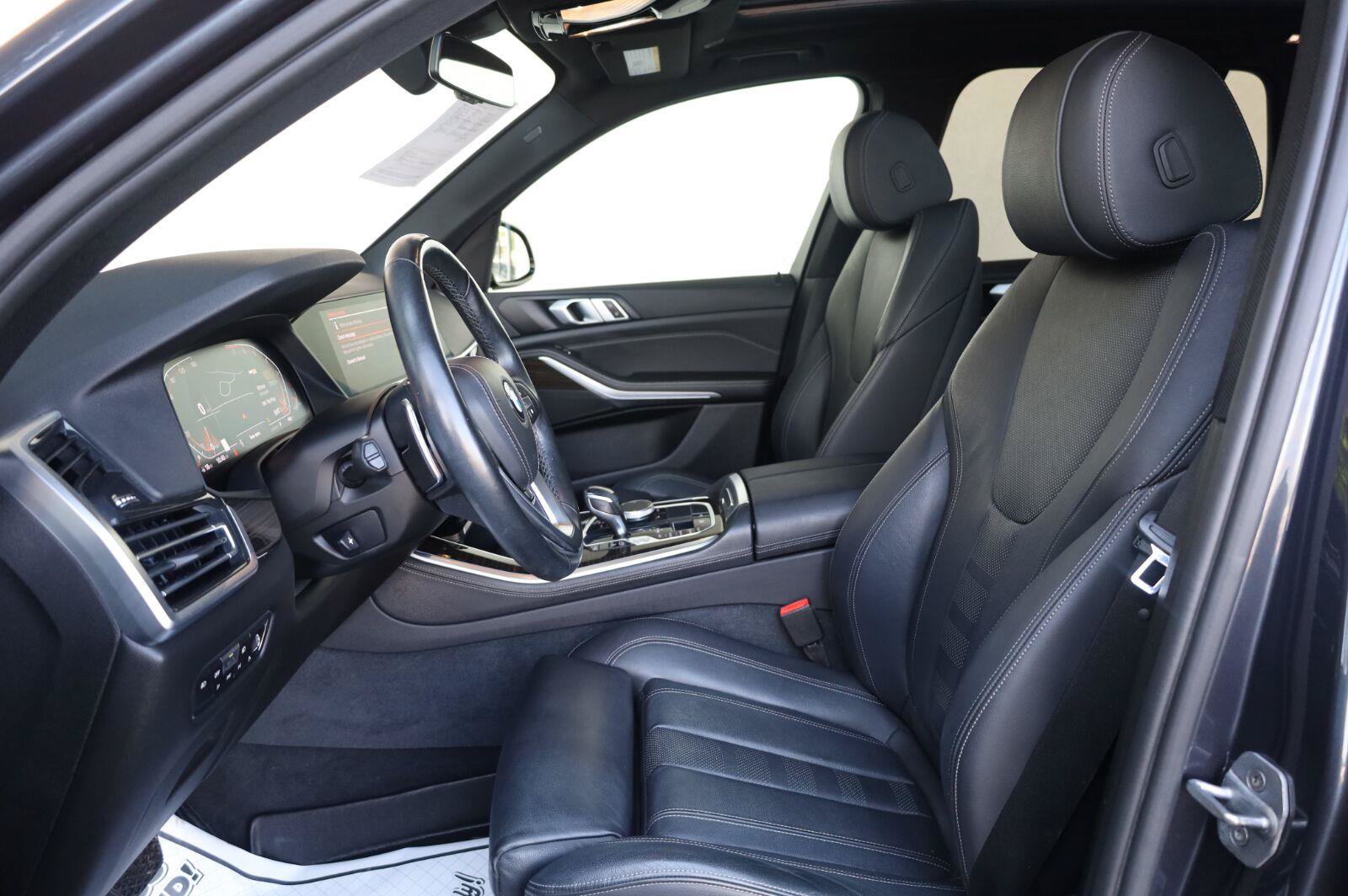Used 2019 BMW X5 xDrive40i w/ Convenience Package AWD/4WD image 16