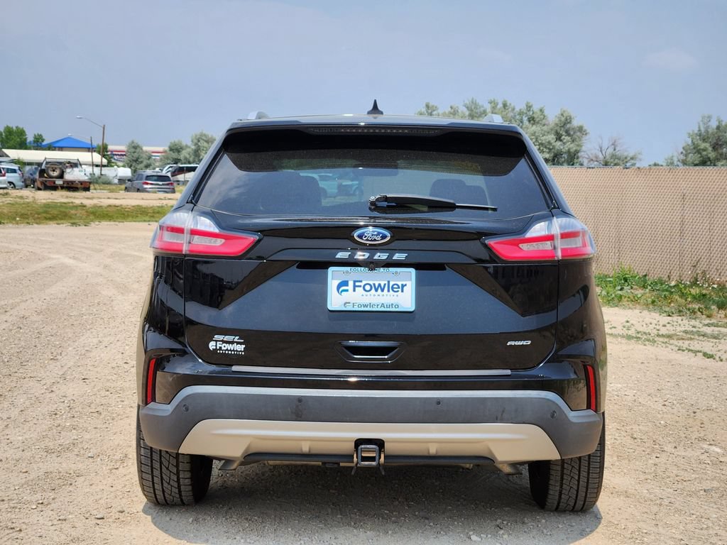 Used 2021 Ford Edge SEL w/ Class II Trailer Tow Package AWD/4WD image 12