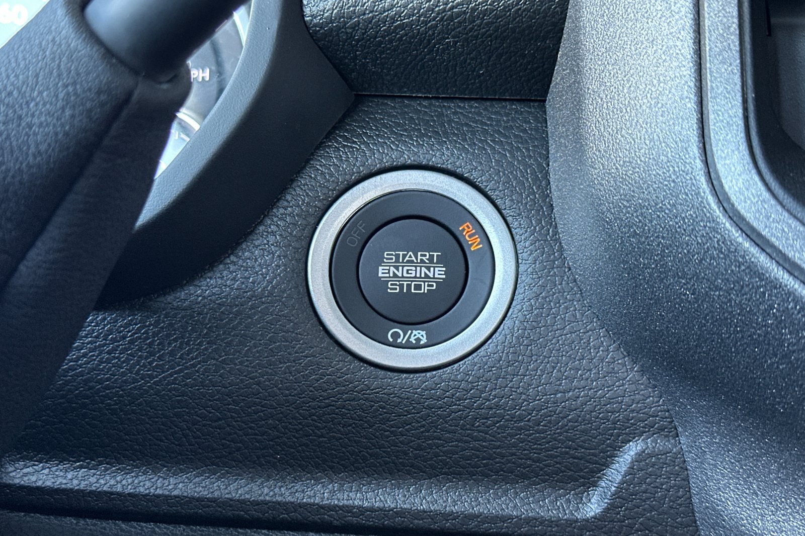 New 2025 RAM 5500 Tradesman AWD/4WD image 19