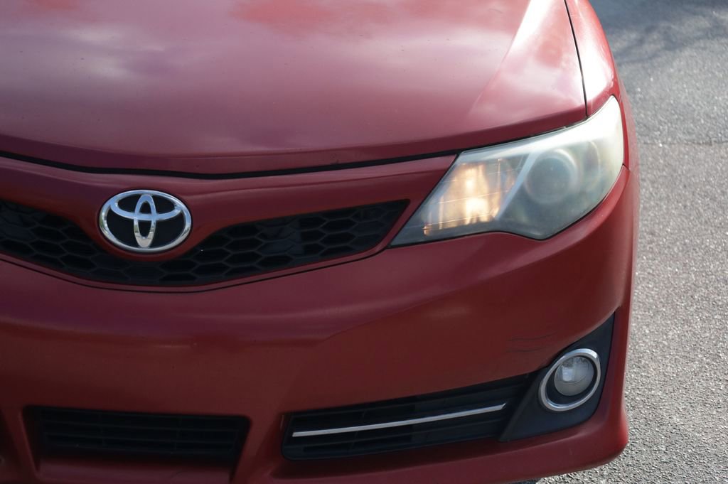 Used 2012 Toyota Camry SE image 15
