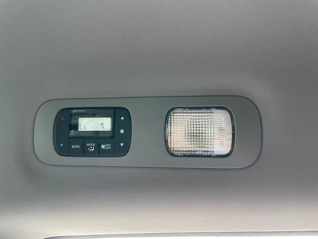 Certified 2024 Honda Odyssey EX image 38