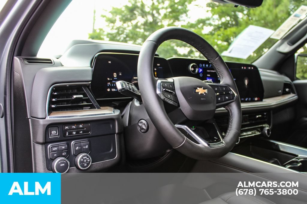 Used 2025 Chevrolet Tahoe High Country AWD/4WD image 33